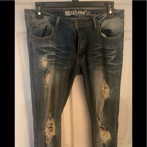 Distressed Skinny Jeans